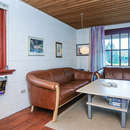 6 Person In Tarm Feriehus