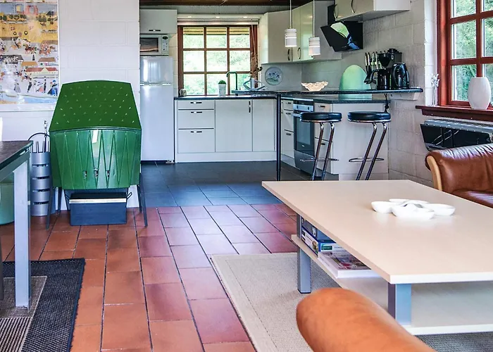 Charming Fjord Cottage-by Traum